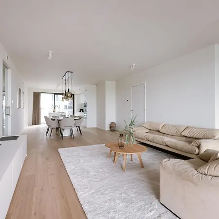 Huswell - New Overlooking The Yacht Harbor With Parking Appartamento *